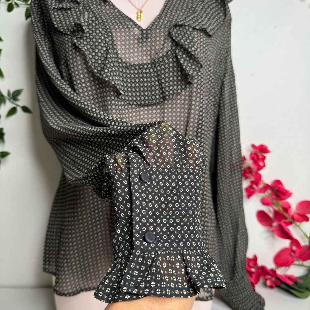 β€οΈ LOFT TOP β€οΈ - Picture 2 of 4